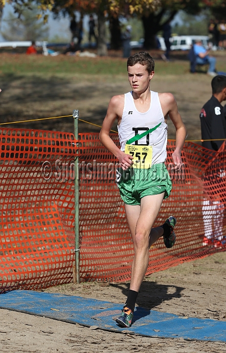 12CIFXCBD4-109.JPG - 2012 California CIF Cross Country Championships, Woodward Park, Fresno, California, November 24.