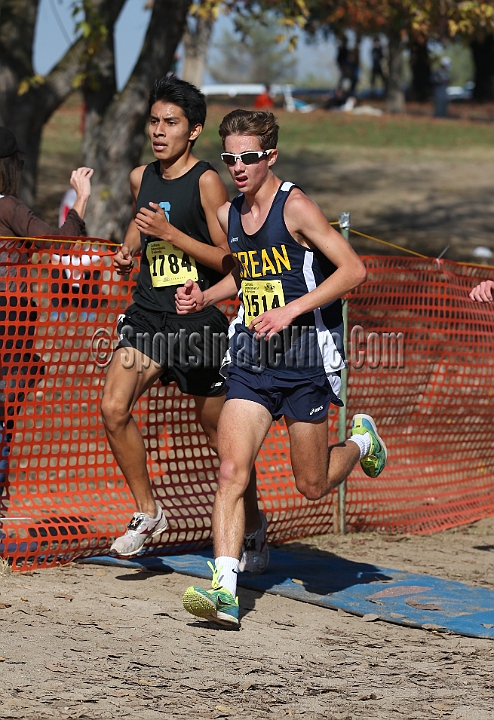 12CIFXCBD4-118.JPG - 2012 California CIF Cross Country Championships, Woodward Park, Fresno, California, November 24.