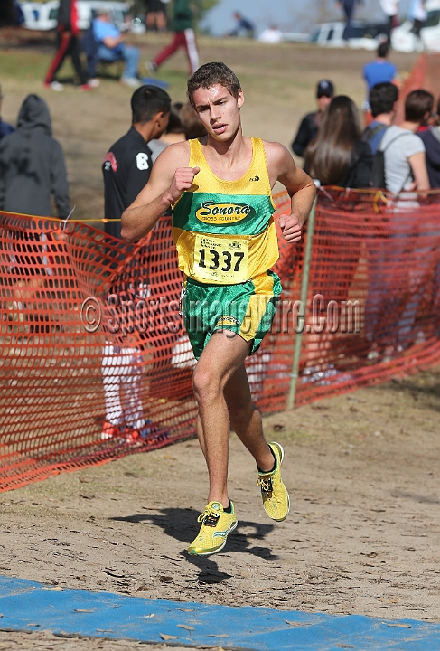 12CIFXCBD4-128.JPG - 2012 California CIF Cross Country Championships, Woodward Park, Fresno, California, November 24.