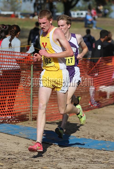 12CIFXCBD4-133.JPG - 2012 California CIF Cross Country Championships, Woodward Park, Fresno, California, November 24.