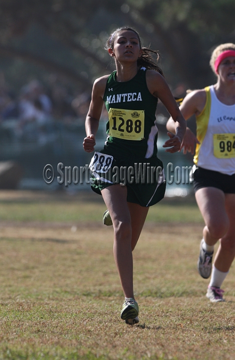 12CIFXCGD3-262.JPG - 2012 California CIF Cross Country Championships, Woodward Park, Fresno, California, November 24.