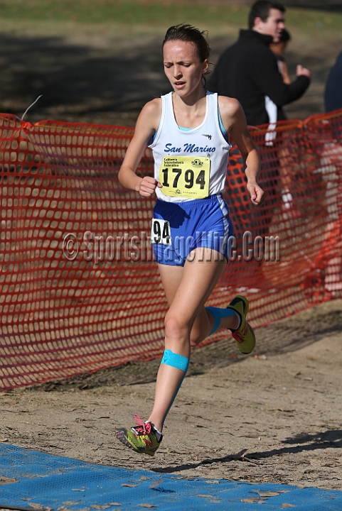 12CIFXCGD4-104.JPG - 2012 California CIF Cross Country Championships, Woodward Park, Fresno, California, November 24.