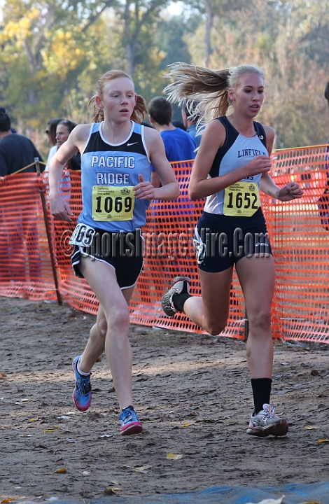 12CIFXCGD5-052.JPG - 2012 California CIF Cross Country Championships, Woodward Park, Fresno, California, November 24.