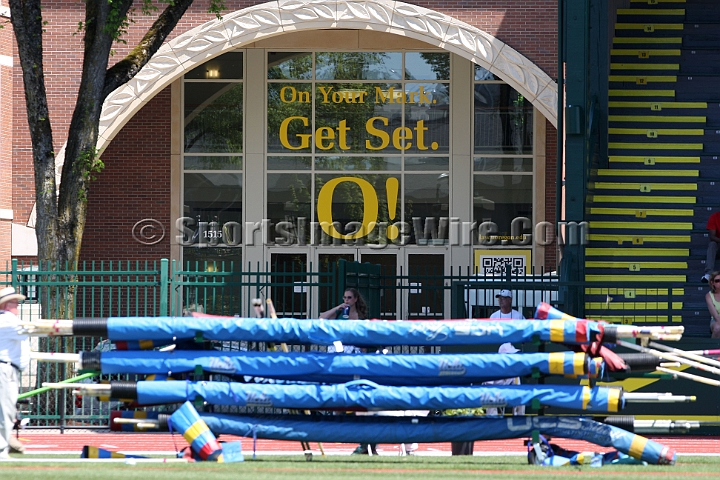 2012Pac12-Sat-037.JPG - 2012 Pac-12 Track and Field Championships, May12-13, Hayward Field, Eugene, OR.