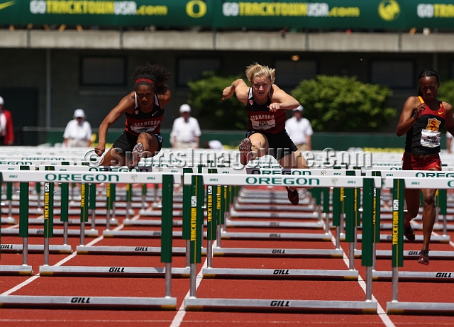 2012Pac12-Sun-058.JPG - 2012 Pac-12 Track and Field Championships, May12-13, Hayward Field, Eugene, OR.
