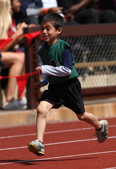 2012SInSati-101.JPG - 2012 Stanford Invitational, April 6-7, Cobb Track and Angell Field, Stanford,CA.