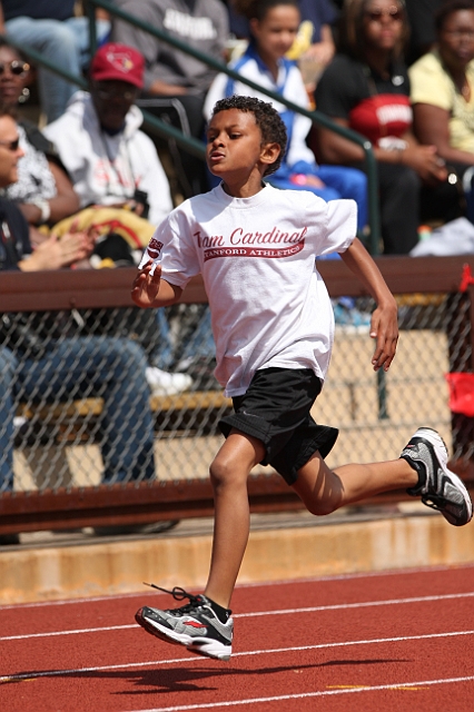2012SInSati-109.JPG - 2012 Stanford Invitational, April 6-7, Cobb Track and Angell Field, Stanford,CA.