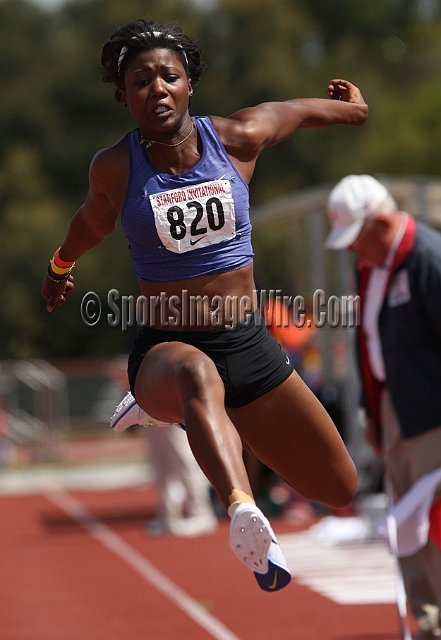 2012SInSati-119.JPG - 2012 Stanford Invitational, April 6-7, Cobb Track and Angell Field, Stanford,CA.