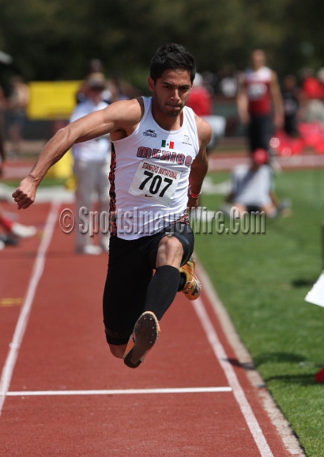 2012SInSati-137.JPG - 2012 Stanford Invitational, April 6-7, Cobb Track and Angell Field, Stanford,CA.