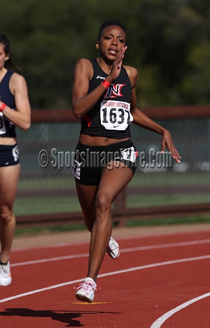 2012SInvFri-105.JPG - 2012 Stanford Invitational, April 6-7, Cobb Track and Angell Field, Stanford,CA.