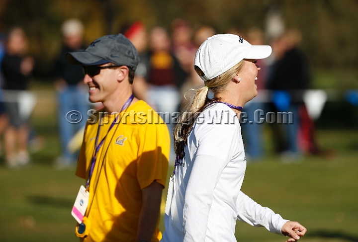 2013-NCAAXCWestSU-020.JPG - Nov 15, 2013; Sacramento, CA, USA; The NCAA D1 West Cross Country Regional at the Haggin Oaks Golf Course.