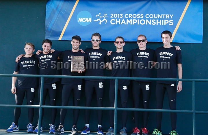 2013-NCAAXCWestSU-175.JPG - Nov 15, 2013; Sacramento, CA, USA; The NCAA D1 West Cross Country Regional at the Haggin Oaks Golf Course.