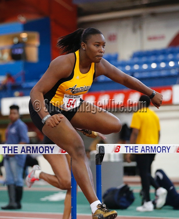 2013NewBalFri-025.JPG - Feb 1-2, 2013, New Balance Collegiate Invitational, The Armory, New York, NY.