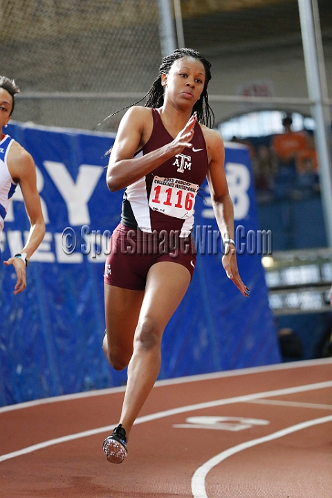 2013NewBalFri-215.JPG - Feb 1-2, 2013, New Balance Collegiate Invitational, The Armory, New York, NY.