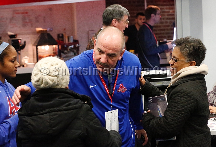 2013NewBalFri-227.JPG - Feb 1-2, 2013, New Balance Collegiate Invitational, The Armory, New York, NY.
