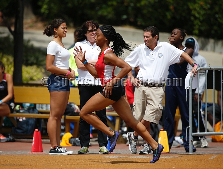 2014NCSMOCfri-127.JPG - 2014 North Coast Section Meet of Champions, May 30-31, Edwards Stadium, Berkeley, CA.