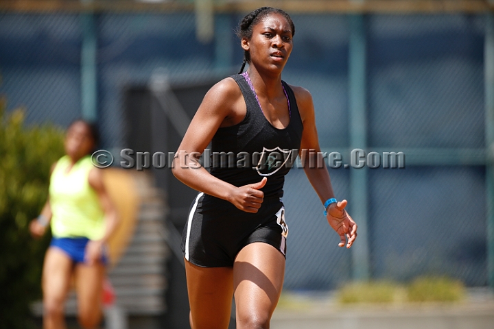 2014NCSMOCfri-139.JPG - 2014 North Coast Section Meet of Champions, May 30-31, Edwards Stadium, Berkeley, CA.