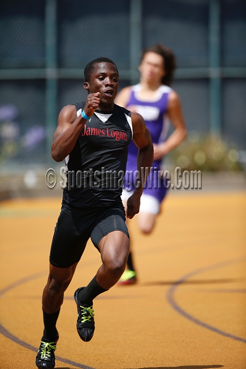 2014NCSMOCfri-141.JPG - 2014 North Coast Section Meet of Champions, May 30-31, Edwards Stadium, Berkeley, CA.