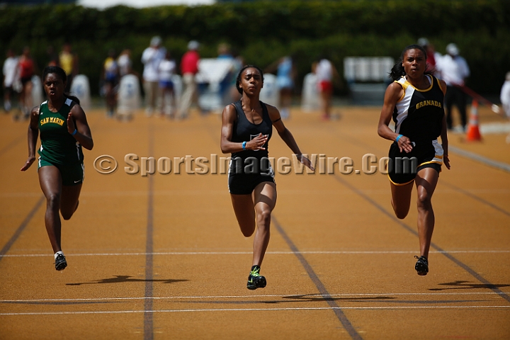 2014NCSMOCfri-154.JPG - 2014 North Coast Section Meet of Champions, May 30-31, Edwards Stadium, Berkeley, CA.