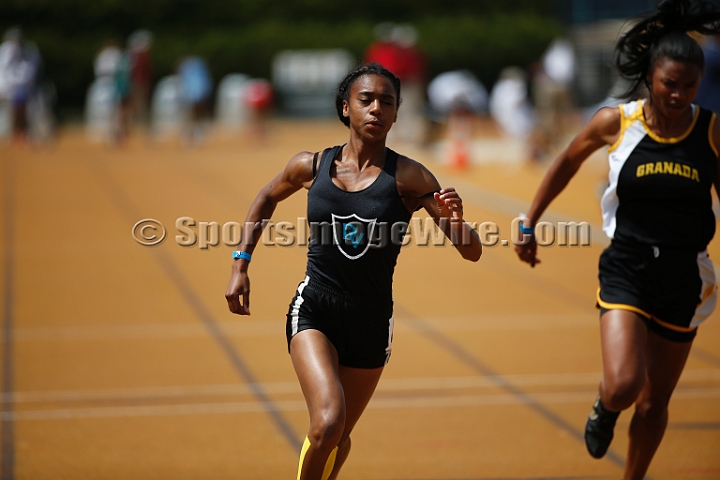 2014NCSMOCfri-156.JPG - 2014 North Coast Section Meet of Champions, May 30-31, Edwards Stadium, Berkeley, CA.