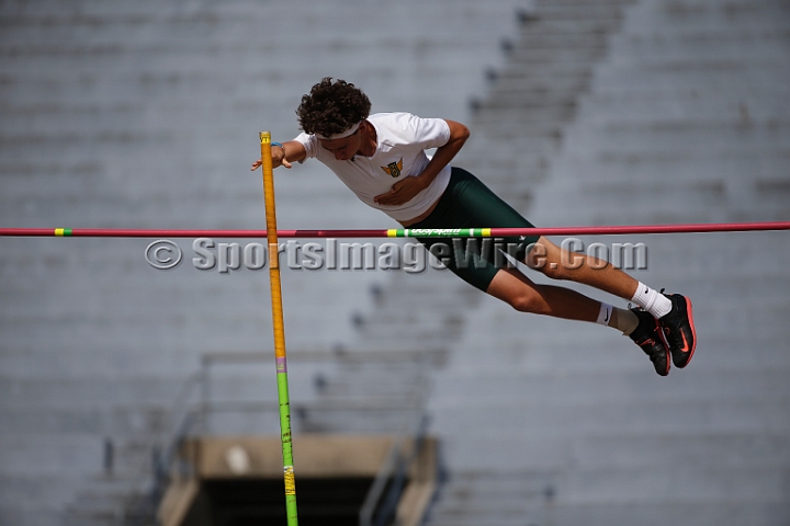 2014NCSMOCfri-191.JPG - 2014 North Coast Section Meet of Champions, May 30-31, Edwards Stadium, Berkeley, CA.