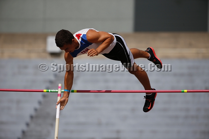 2014NCSMOCfri-208.JPG - 2014 North Coast Section Meet of Champions, May 30-31, Edwards Stadium, Berkeley, CA.