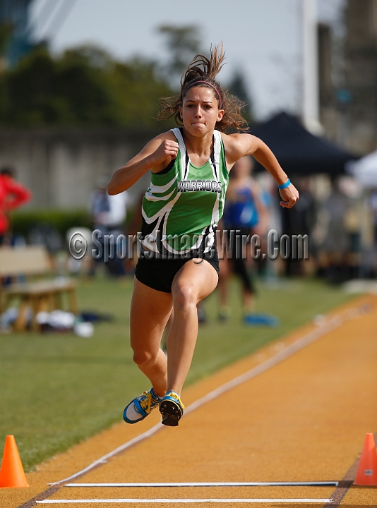 2014NCSMOCfri-213.JPG - 2014 North Coast Section Meet of Champions, May 30-31, Edwards Stadium, Berkeley, CA.