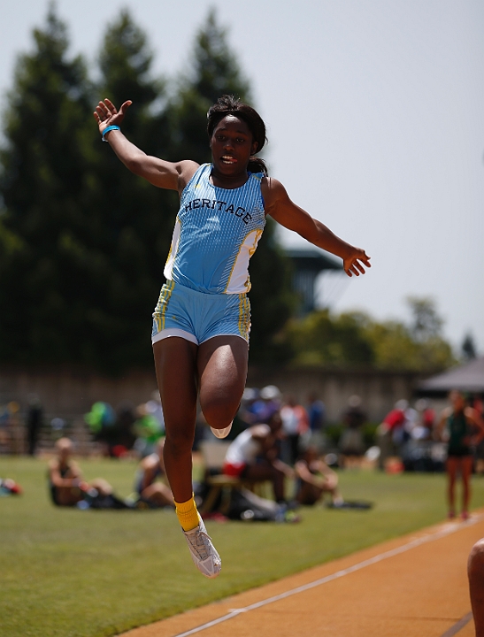 2014NCSMOCsat-073.JPG - 2014 North Coast Section Meet of Champions, May 30-31, Edwards Stadium, Berkeley, CA.