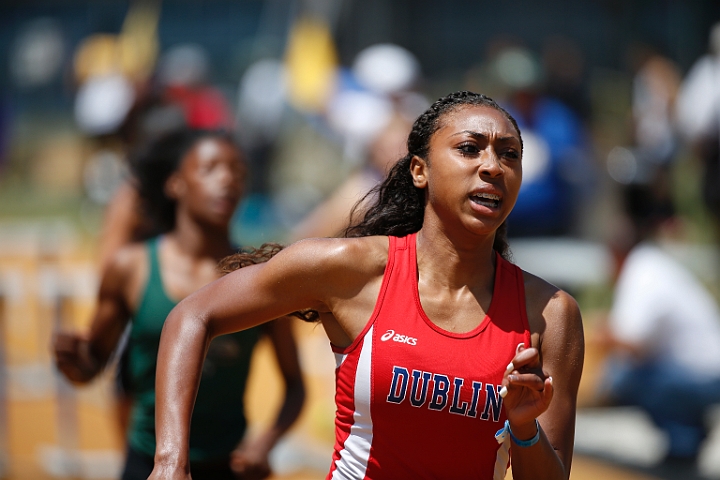 2014NCSMOCsat-129.JPG - 2014 North Coast Section Meet of Champions, May 30-31, Edwards Stadium, Berkeley, CA.