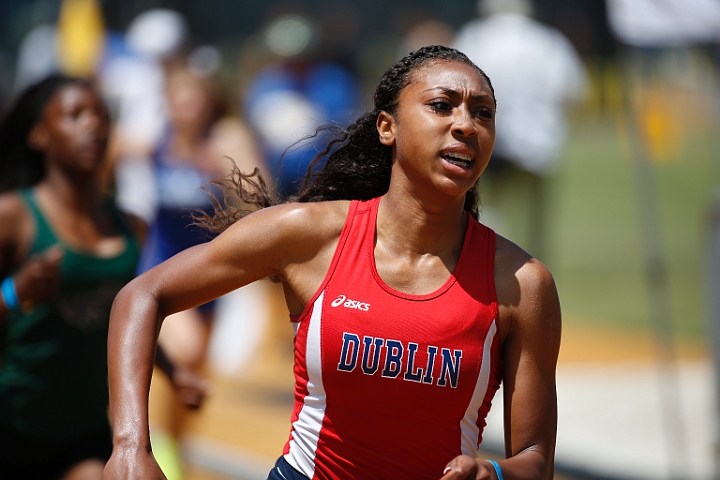 2014NCSMOCsat-130.JPG - 2014 North Coast Section Meet of Champions, May 30-31, Edwards Stadium, Berkeley, CA.