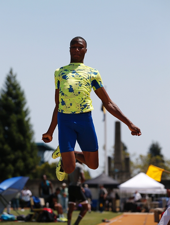 2014NCSMOCsat-153.JPG - 2014 North Coast Section Meet of Champions, May 30-31, Edwards Stadium, Berkeley, CA.