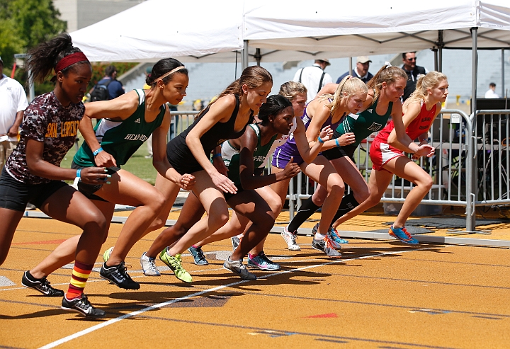 2014NCSMOCsat-157.JPG - 2014 North Coast Section Meet of Champions, May 30-31, Edwards Stadium, Berkeley, CA.