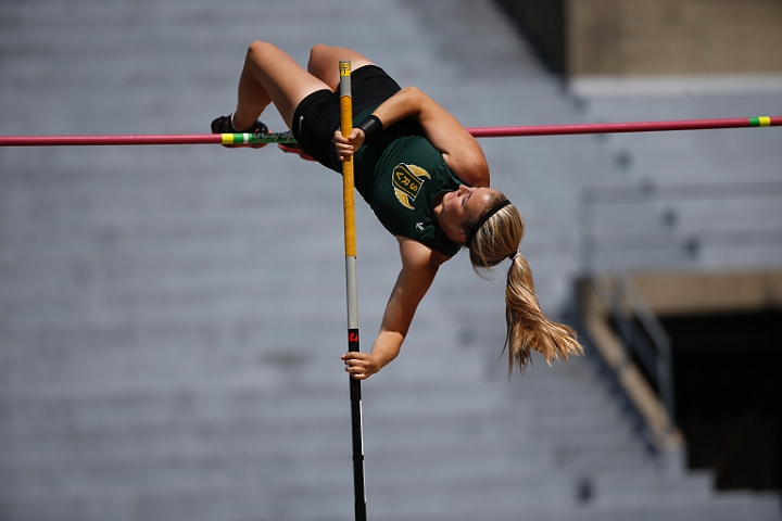 2014NCSMOCsat-190.JPG - 2014 North Coast Section Meet of Champions, May 30-31, Edwards Stadium, Berkeley, CA.