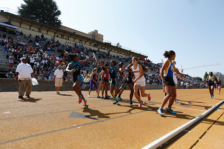 2014NCSMOCsat-254.JPG - 2014 North Coast Section Meet of Champions, May 30-31, Edwards Stadium, Berkeley, CA.