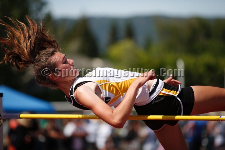 2014NCSTriValley-052.JPG - 2014 North Coast Section Tri-Valley Championships, May 24, Amador Valley High School.