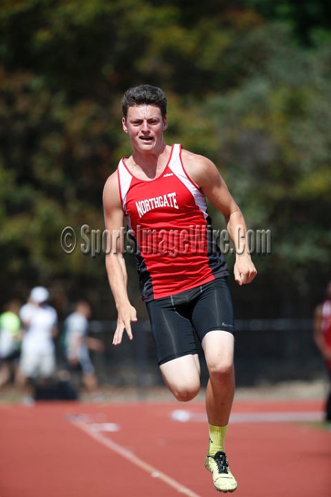 2014NCSTriValley-065.JPG - 2014 North Coast Section Tri-Valley Championships, May 24, Amador Valley High School.