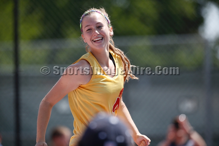 2014NCSTriValley-091.JPG - 2014 North Coast Section Tri-Valley Championships, May 24, Amador Valley High School.