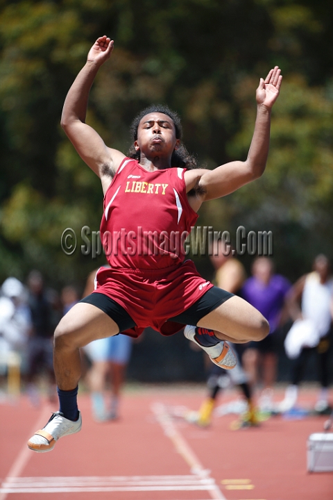 2014NCSTriValley-158.JPG - 2014 North Coast Section Tri-Valley Championships, May 24, Amador Valley High School.