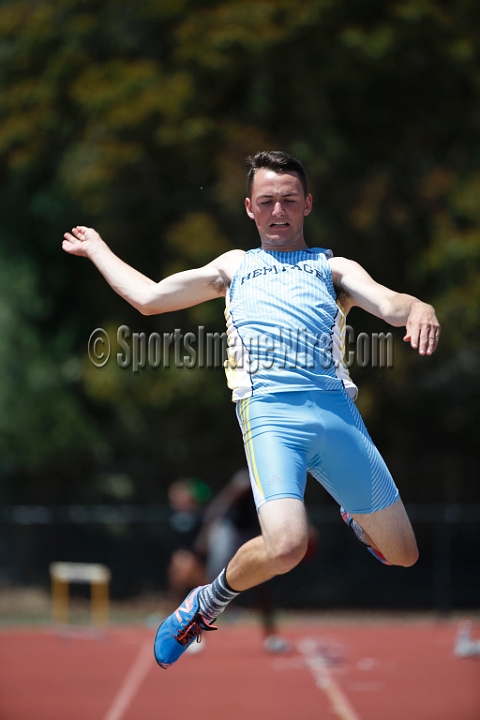 2014NCSTriValley-162.JPG - 2014 North Coast Section Tri-Valley Championships, May 24, Amador Valley High School.