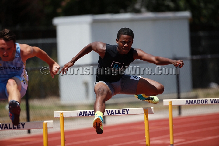 2014NCSTriValley-183.JPG - 2014 North Coast Section Tri-Valley Championships, May 24, Amador Valley High School.