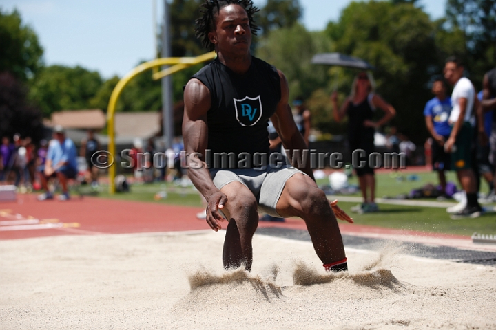 2014NCSTriValley-201.JPG - 2014 North Coast Section Tri-Valley Championships, May 24, Amador Valley High School.