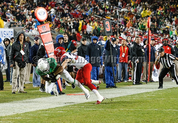 2014P12FB-025.JPG - Dec 5, 2014; Santa Clara, CA, USA; Arizona Wildcats against the Oregon Ducks before the Pac-12 Championship game at Levi's Stadium. Dec 5, 2014; Santa Clara, CA, USA; Oregon Ducks against the Arizona Wildcats before the Pac-12 Championship game at Levi's Stadium. 