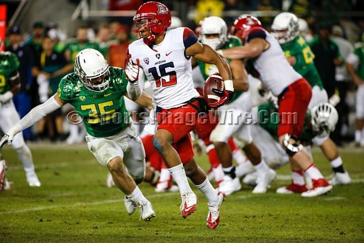 2014P12FB-026.JPG - Dec 5, 2014; Santa Clara, CA, USA; Arizona Wildcats against the Oregon Ducks before the Pac-12 Championship game at Levi's Stadium. Dec 5, 2014; Santa Clara, CA, USA; Oregon Ducks against the Arizona Wildcats before the Pac-12 Championship game at Levi's Stadium. 