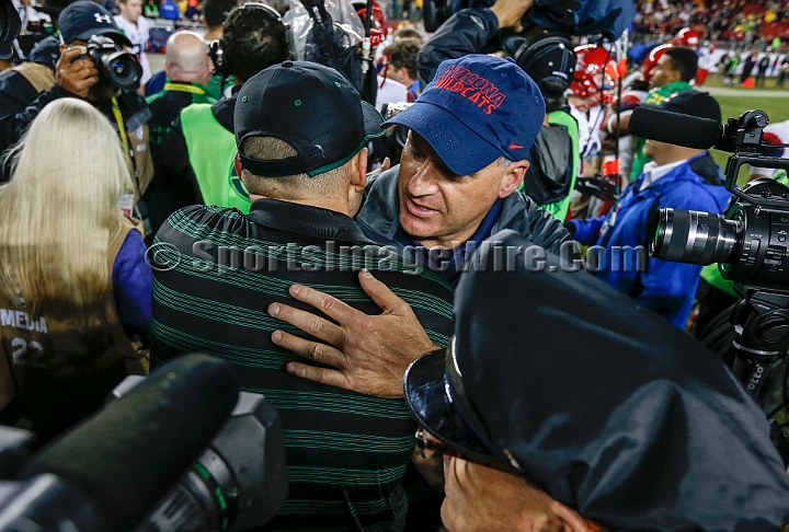 2014P12FB-045.JPG - Dec 5, 2014; Santa Clara, CA, USA; Arizona Wildcats against the Oregon Ducks before the Pac-12 Championship game at Levi's Stadium. Dec 5, 2014; Santa Clara, CA, USA; Oregon Ducks against the Arizona Wildcats before the Pac-12 Championship game at Levi's Stadium. 