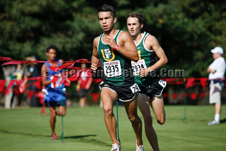 2014StanfordCollMen-133.JPG - College race at the 2014 Stanford Cross Country Invitational, September 27, Stanford Golf Course, Stanford, California.