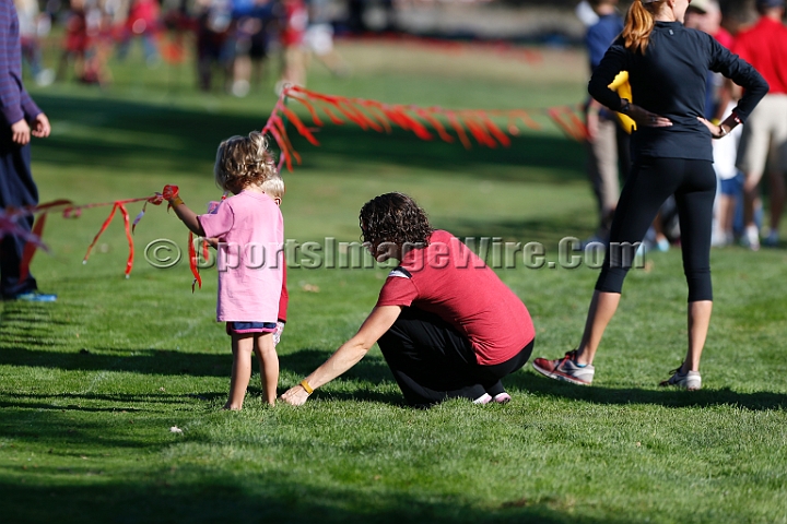 2014StanfordCollWomen-009.JPG - College race at the 2014 Stanford Cross Country Invitational, September 27, Stanford Golf Course, Stanford, California.