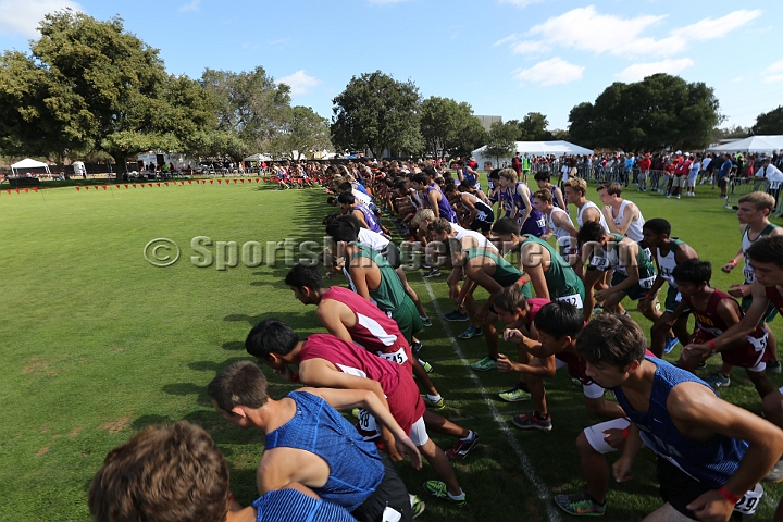 2014StanfordD1Boys-99.JPG - D1 boys race at the Stanford Invitational, September 27, Stanford Golf Course, Stanford, California.