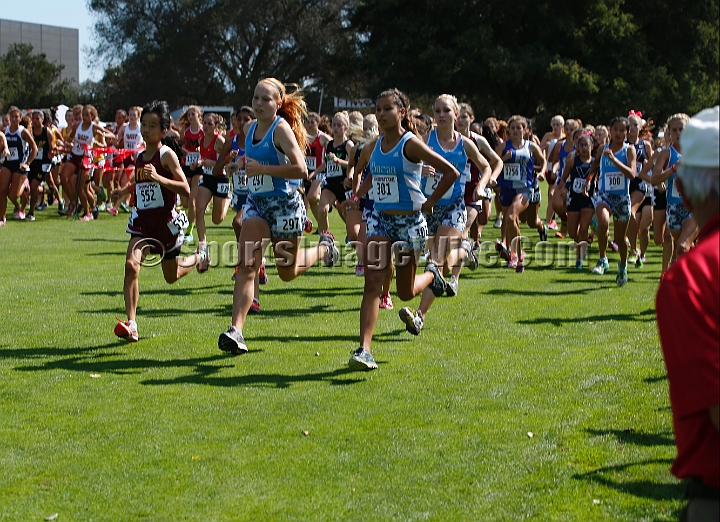2014StanfordD1Girls-100.JPG - D1 girls race at the Stanford Invitational, September 27, Stanford Golf Course, Stanford, California.
