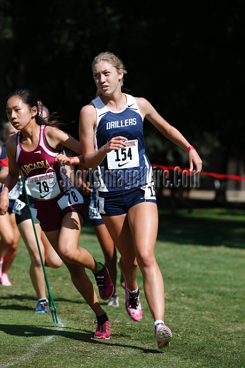 2014StanfordD1Girls-165.JPG - D1 girls race at the Stanford Invitational, September 27, Stanford Golf Course, Stanford, California.