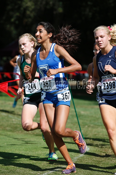 2014StanfordD1Girls-172.JPG - D1 girls race at the Stanford Invitational, September 27, Stanford Golf Course, Stanford, California.
